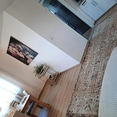 Moderne 3zimmer Wohnung, In Bei Augsburg Apartment Koenigsbrunn