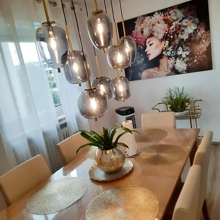Moderne 3zimmer Wohnung, In Bei Augsburg Königsbrunn